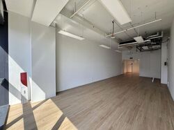 Woods Square (D25), Office #611818171